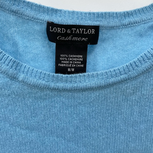 🩵Lord & Taylor Cashmere sweater - Picture 2 of 5